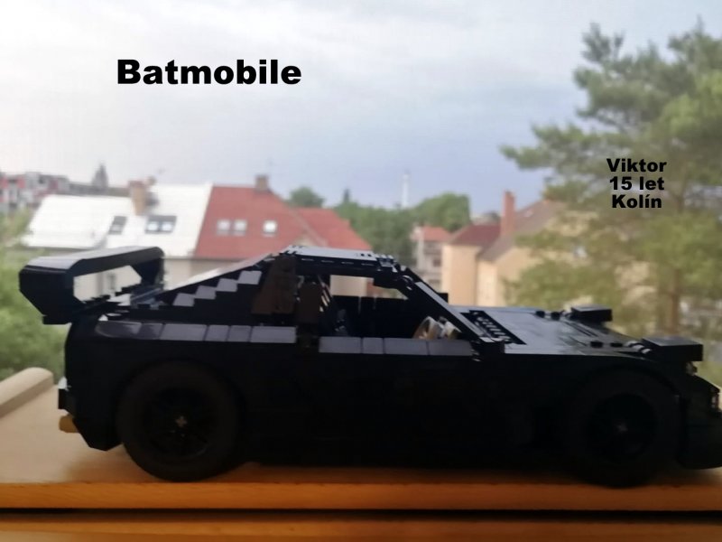 foto SOUTĚŽ Model v BATMAN barvách 2320