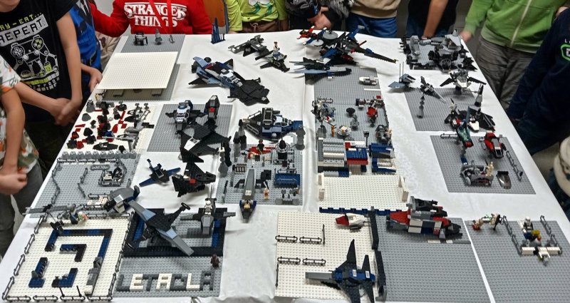 foto Kompletujeme STAR WARS 10537