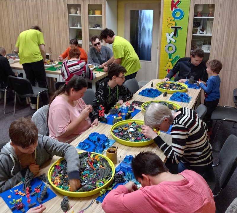 foto Kostkování v TyfloCentru MEZI NEVIDOMÝMI 10802