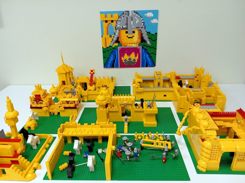 foto PRVNÍ LEGO HRADY ze 70. let 10907