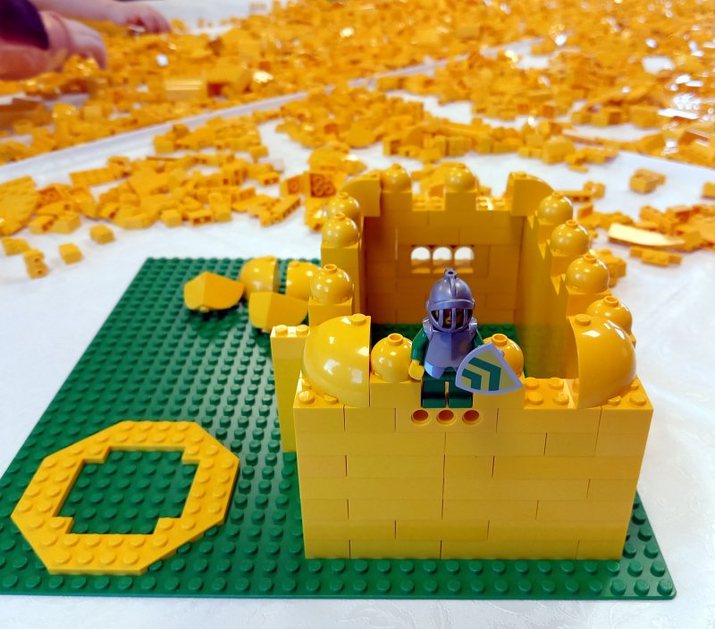 foto PRVNÍ LEGO HRADY ze 70. let 10926