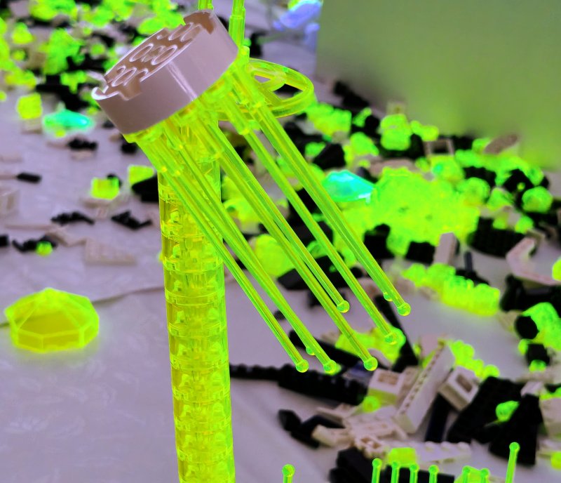 foto KOSTKY MEZI OBRAZY VI. Star Wars + Svítící vesmír 14314